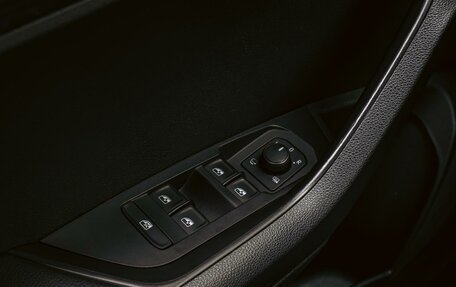 Skoda Karoq I, 2021 год, 2 390 000 рублей, 19 фотография