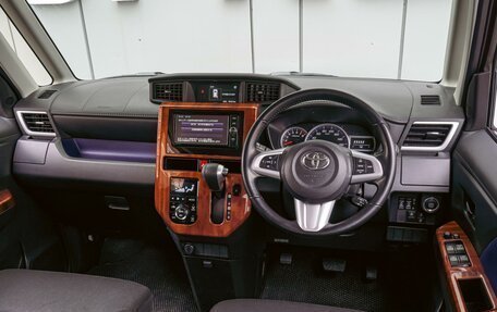 Toyota Roomy I, 2017 год, 1 200 000 рублей, 6 фотография