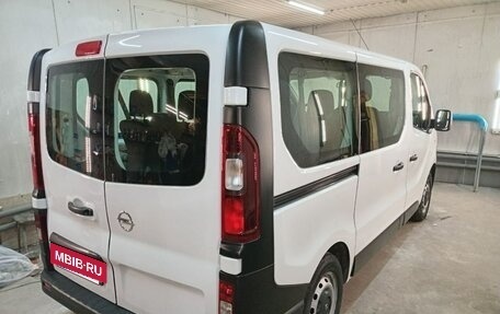 Opel Vivaro B, 2015 год, 1 700 000 рублей, 3 фотография