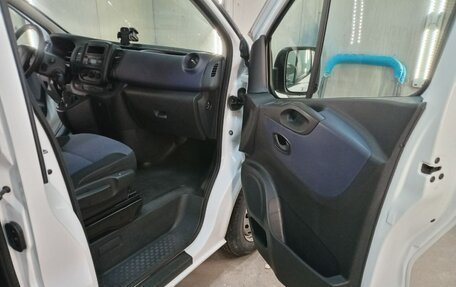 Opel Vivaro B, 2015 год, 1 700 000 рублей, 14 фотография