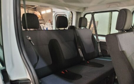 Opel Vivaro B, 2015 год, 1 700 000 рублей, 16 фотография