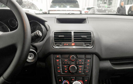 Opel Meriva, 2013 год, 799 000 рублей, 18 фотография