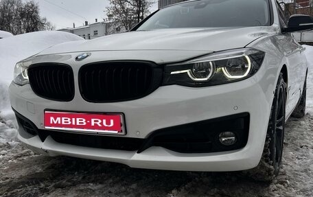 BMW 3 серия, 2019 год, 3 300 000 рублей, 1 фотография