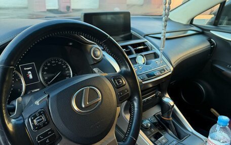 Lexus NX I, 2017 год, 2 900 000 рублей, 10 фотография