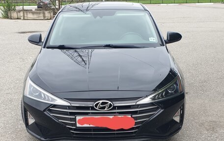 Hyundai Elantra VI рестайлинг, 2019 год, 1 600 000 рублей, 5 фотография
