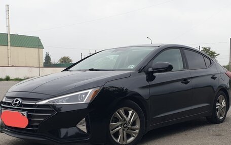 Hyundai Elantra VI рестайлинг, 2019 год, 1 600 000 рублей, 8 фотография