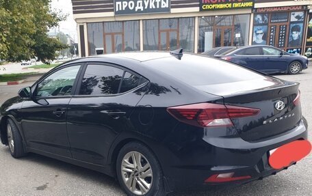 Hyundai Elantra VI рестайлинг, 2019 год, 1 600 000 рублей, 7 фотография