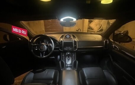 Porsche Cayenne III, 2015 год, 5 500 000 рублей, 2 фотография