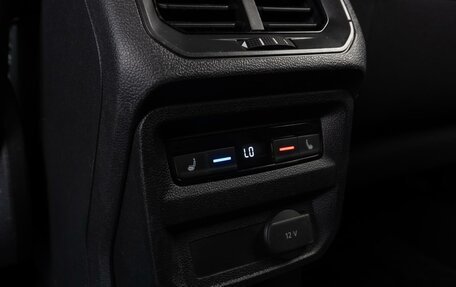 Volkswagen Tiguan II, 2017 год, 2 489 000 рублей, 12 фотография