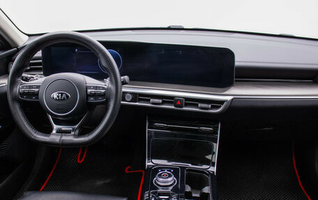 KIA K5, 2021 год, 2 497 000 рублей, 13 фотография