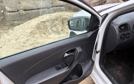 Volkswagen Polo VI (EU Market), 2019 год, 300 000 рублей, 6 фотография