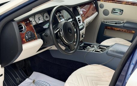 Rolls-Royce Ghost I, 2010 год, 8 800 000 рублей, 10 фотография