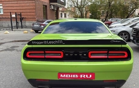 Dodge Challenger III рестайлинг 2, 2019 год, 6 200 000 рублей, 7 фотография