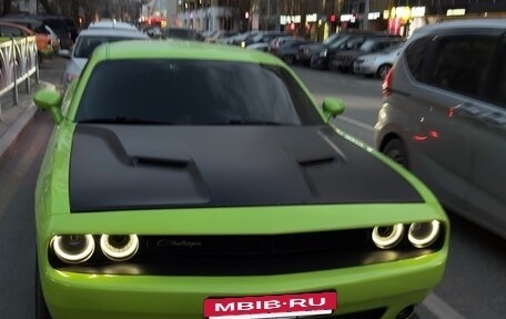 Dodge Challenger III рестайлинг 2, 2019 год, 6 200 000 рублей, 24 фотография