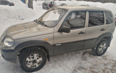 Chevrolet Niva I рестайлинг, 2009 год, 350 000 рублей, 2 фотография