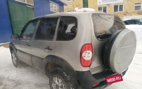 Chevrolet Niva I рестайлинг, 2009 год, 350 000 рублей, 4 фотография