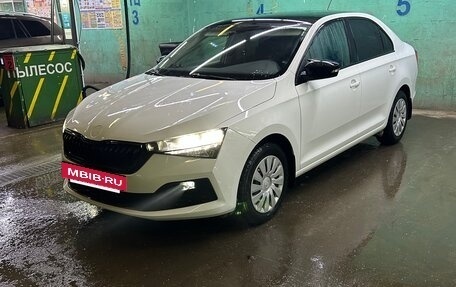 Skoda Rapid II, 2020 год, 1 990 000 рублей, 2 фотография