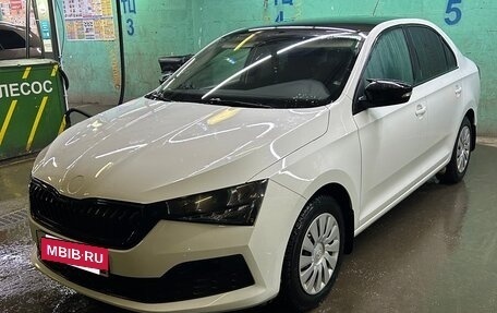 Skoda Rapid II, 2020 год, 1 990 000 рублей, 14 фотография