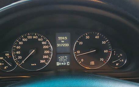 Mercedes-Benz C-Класс, 2005 год, 650 000 рублей, 8 фотография