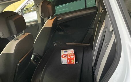 Volkswagen Tiguan II, 2019 год, 2 818 000 рублей, 7 фотография