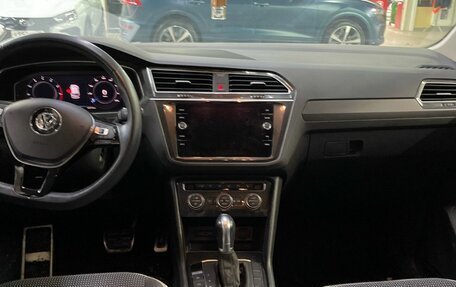Volkswagen Tiguan II, 2019 год, 2 818 000 рублей, 8 фотография