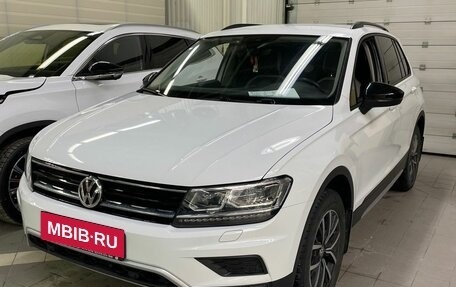 Volkswagen Tiguan II, 2019 год, 2 818 000 рублей, 1 фотография
