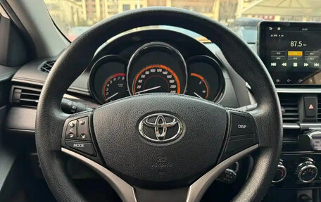 Toyota Yaris XP150 рестайлинг, 2022 год, 1 069 099 рублей, 9 фотография