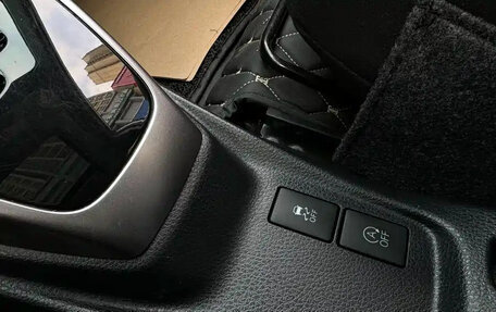 Toyota Yaris XP150 рестайлинг, 2022 год, 1 069 099 рублей, 13 фотография