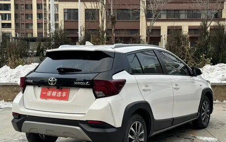 Toyota Yaris XP150 рестайлинг, 2022 год, 1 069 099 рублей, 3 фотография