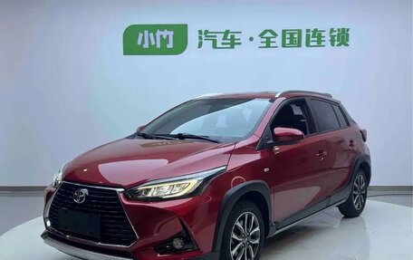 Toyota Yaris XP150 рестайлинг, 2022 год, 959 099 рублей, 1 фотография