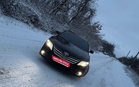 Toyota Camry, 2008 год, 1 050 000 рублей, 1 фотография