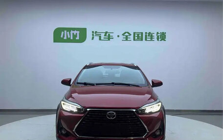 Toyota Yaris XP150 рестайлинг, 2022 год, 959 099 рублей, 2 фотография