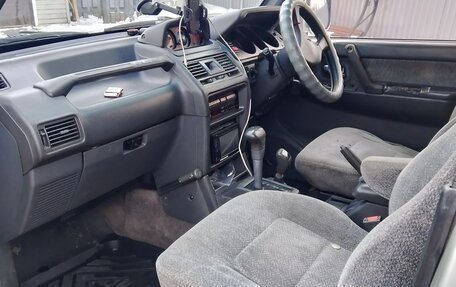 Mitsubishi Pajero III рестайлинг, 1994 год, 850 000 рублей, 6 фотография