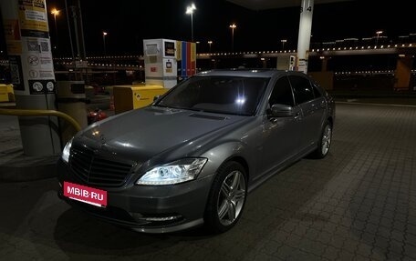 Mercedes-Benz S-Класс, 2011 год, 2 250 000 рублей, 4 фотография