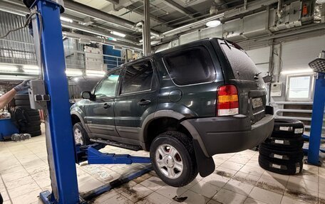 Ford Escape II, 2001 год, 417 909 рублей, 15 фотография