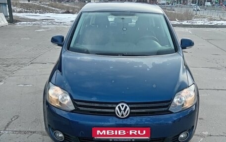 Volkswagen Golf Plus II, 2012 год, 600 000 рублей, 2 фотография