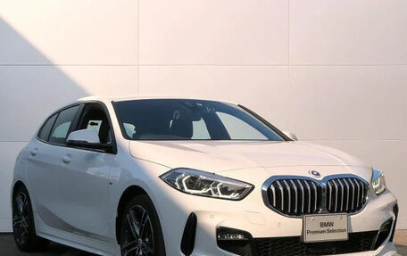 BMW 1 серия, 2023 год, 1 599 099 рублей, 3 фотография