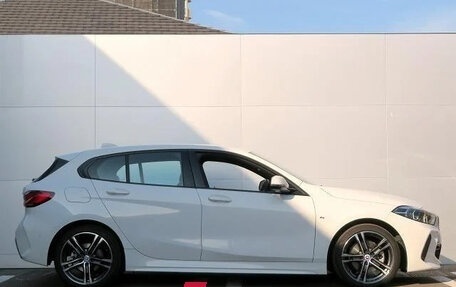 BMW 1 серия, 2023 год, 1 599 099 рублей, 4 фотография