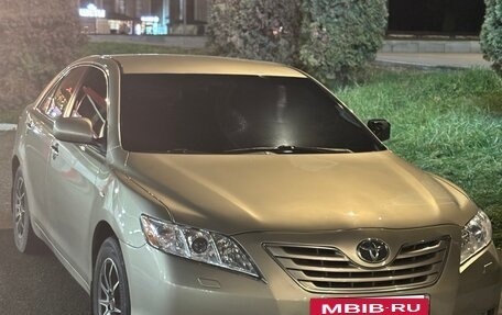 Toyota Camry, 2008 год, 900 000 рублей, 5 фотография