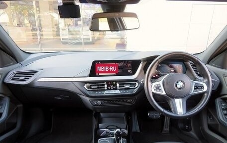 BMW 1 серия, 2023 год, 1 599 099 рублей, 9 фотография