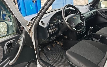 Chevrolet Niva I рестайлинг, 2009 год, 525 000 рублей, 5 фотография