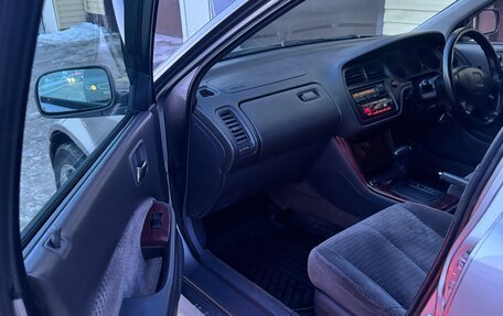 Honda Accord VII рестайлинг, 2001 год, 550 000 рублей, 16 фотография