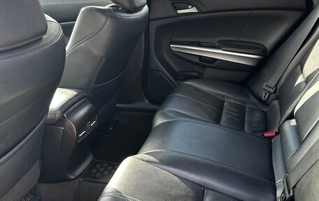 Honda Crosstour I рестайлинг, 2014 год, 1 920 000 рублей, 15 фотография