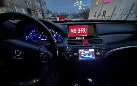 Honda Crosstour I рестайлинг, 2014 год, 1 920 000 рублей, 2 фотография