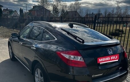 Honda Crosstour I рестайлинг, 2014 год, 1 920 000 рублей, 31 фотография