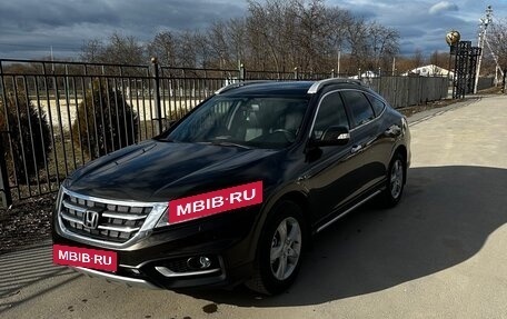 Honda Crosstour I рестайлинг, 2014 год, 1 920 000 рублей, 26 фотография