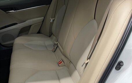 Toyota Camry, 2019 год, 2 850 000 рублей, 22 фотография