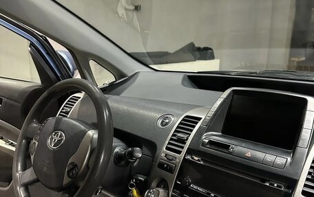 Toyota Prius, 2008 год, 805 000 рублей, 3 фотография