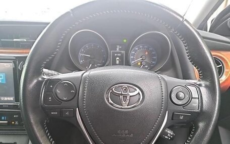 Toyota Auris II, 2015 год, 1 000 000 рублей, 10 фотография