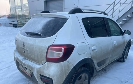 Renault Sandero II рестайлинг, 2018 год, 899 000 рублей, 2 фотография